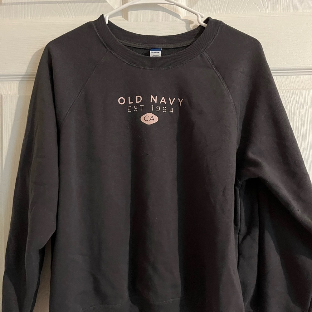 Old navy crew neck